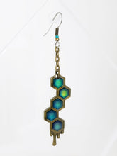 Load image into Gallery viewer, Bronze Mood Honeycomb Earrings
