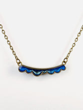 Load image into Gallery viewer, Bronze Bar Color-Shift Collar Necklace

