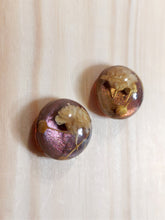 Load image into Gallery viewer, Baby&#39;s Breath Color-Shift Cat-Eye Post Stud Earrings
