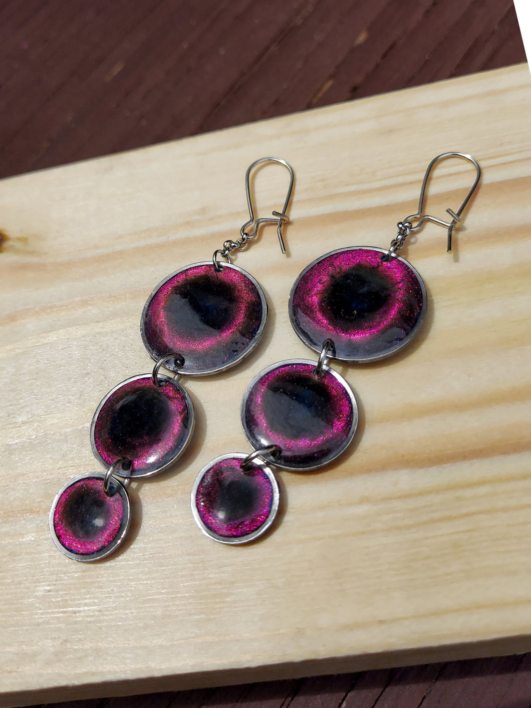 Three-Tier Circle Magenta Black Hole Earrings